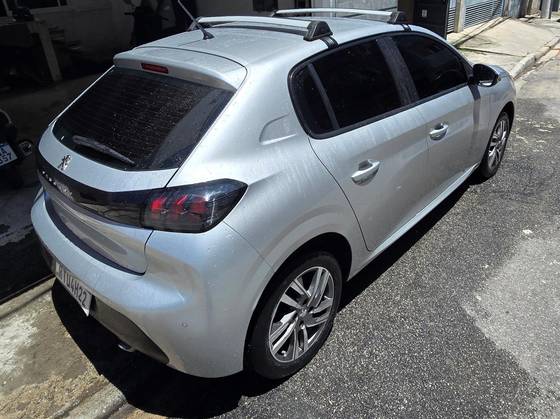PEUGEOT 208 1.6 16V FLEX ALLURE AT6 PEUGEOT 208 1.6 16V FLEX ALLURE AT6